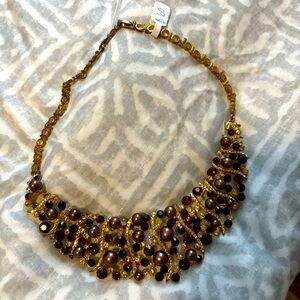 Costume jewelry necklace
